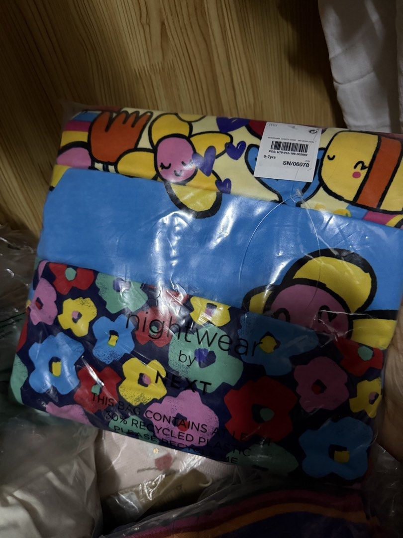 Pyjamas (Category: Babies & Kids Fashion) located in Kuala Terengganu. Submitted by farahsofia96 (Listing ID 1441865532, Image 3). Description: NEW PYJAMAS 6-7Y RM90.