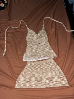 (Category: ) located in . Submitted by _stphnlswardrobe (Listing ID 1441833204, Image 1). Description: .