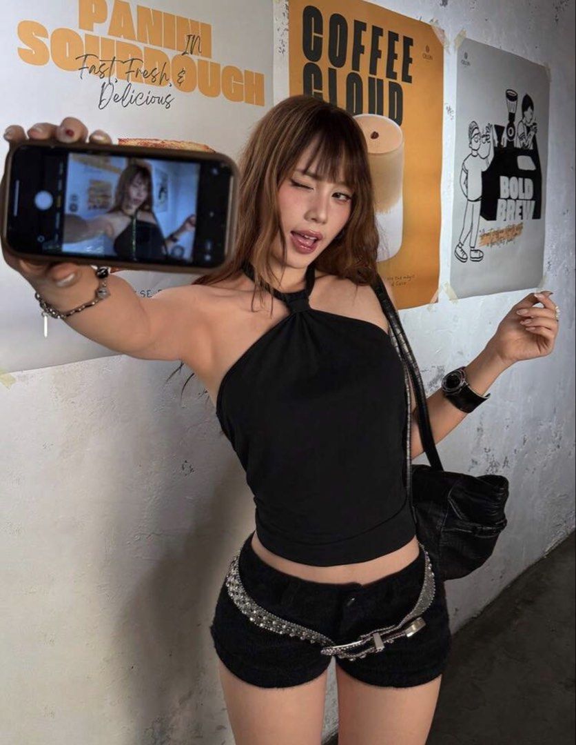 rina fox black halter neck crop top (Category: Sleeveless) located in Bulacan. Submitted by deiniel_ (Listing ID 1441788861, Image 3). Description: - never been used! mop: gc4sh, maribank, unionbank mod: flash exp, lalamove.