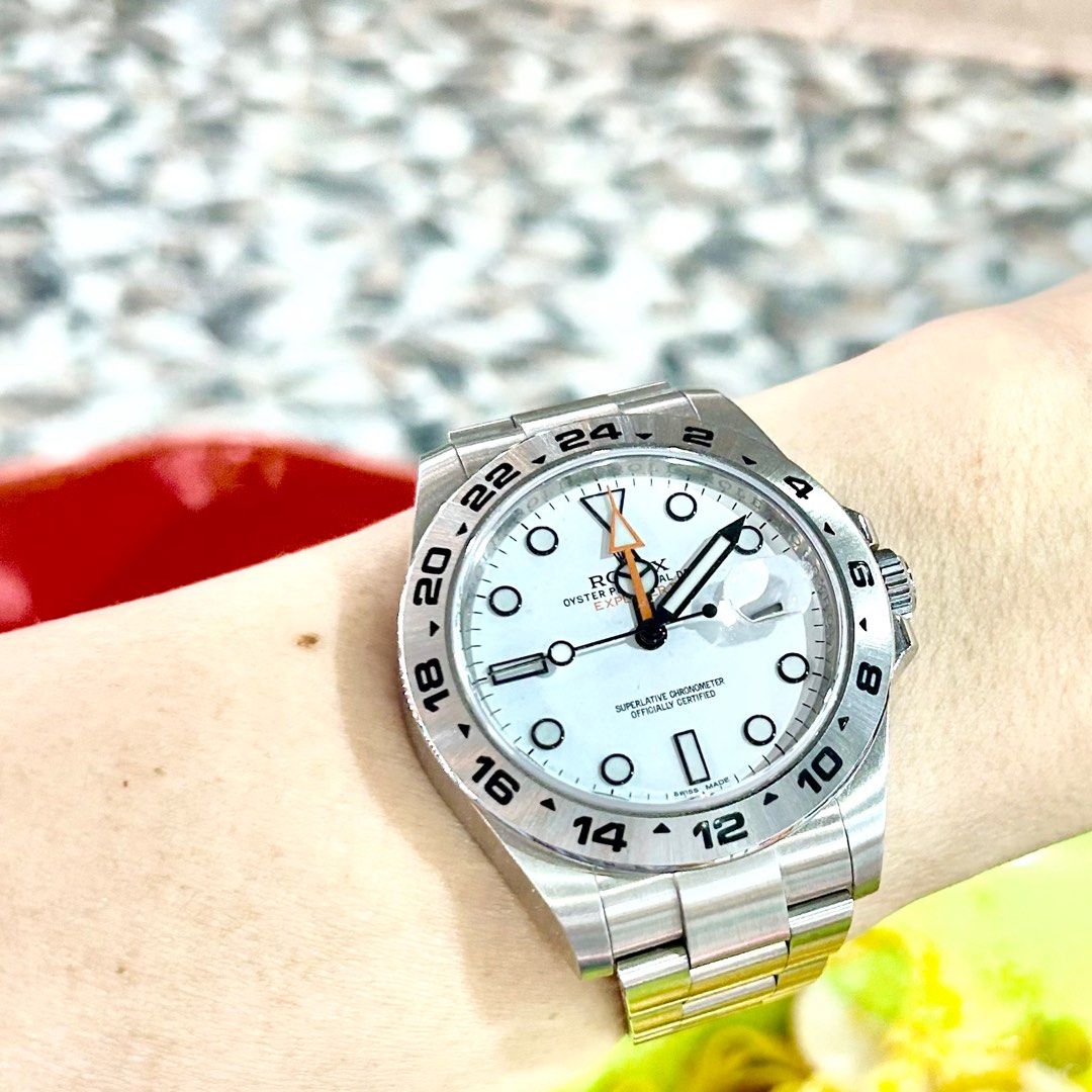 Rolex Explorer 2. 216570 polar. full set. Like brand new condition (Category: Watches) located in Singapore. Submitted by angel.x1 (Listing ID 1441898628, Image 2). Description: 2012 Discontinued model. like almost brand new. Best condition. Better than most u see everywhere. View to believe. Full set with Cert n full links n everything. Watch face protected with scratch proof film. Not as heavy as 226570, that’s y I bought this model as I hav sm
