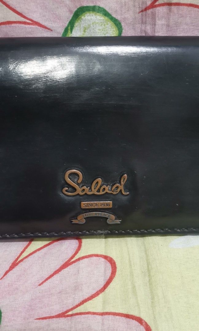 SALAD black leather long Bifold wallet (Category: Wallets & Card holders) located in Baguio. Submitted by princessjhade (Listing ID 1441872844, Image 2). Description: Good condition Plus shipping.
