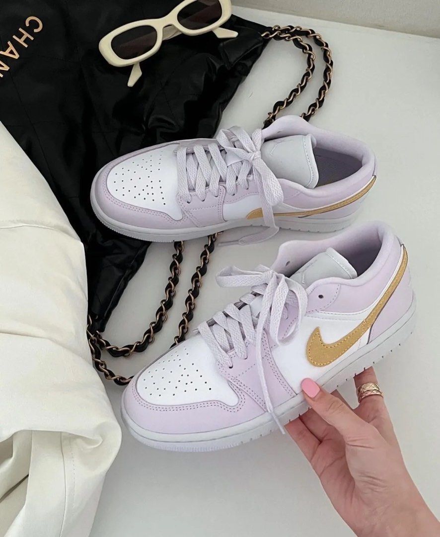 Size 6.5 womens Jordan 1 low grape (Category: Sneakers) located in Bacoor. Submitted by sempenden (Listing ID 1441921504, Image 2). Description: Size 6.5 wmns.