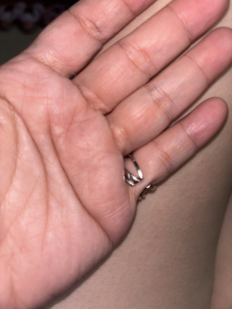 Size 7 xxx design ring non tarnish (Category: Rings) located in Manila. Submitted by vintageaccessories (Listing ID 1441877454, Image 3). Description: .