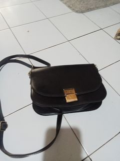 (Kategori: ) berada di . Dikirim oleh ovit15 (ID iklan 1441805029, Gambar 1). Deskripsi: .