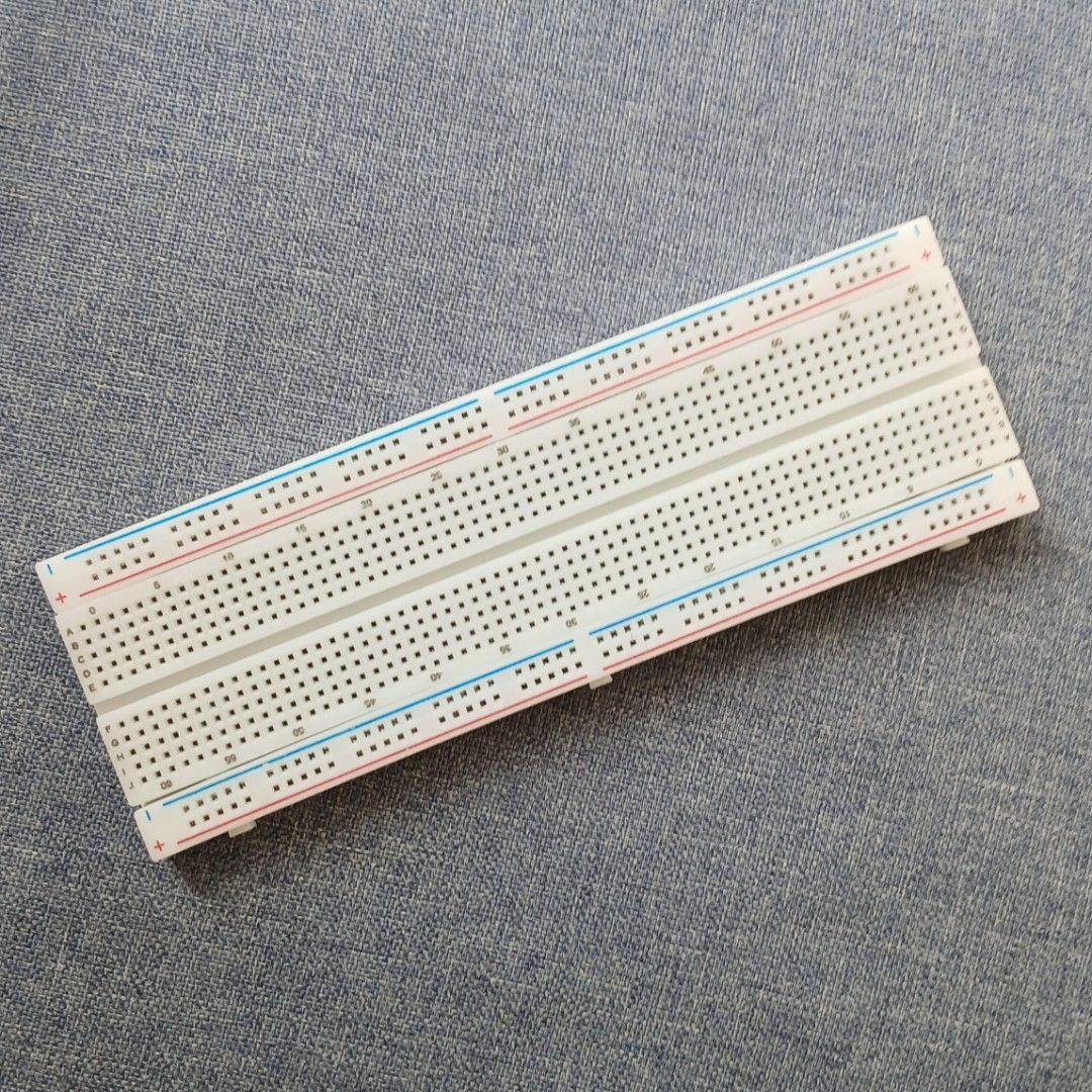 Solderless Breadboard for Electronics Project Prototyping, for Hobbyists & Students472891977830256640