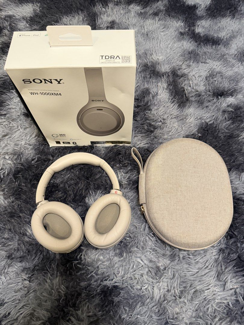 Sony WH-1000XM4 (Silver) (Category: Headphones & Headsets) located in Manila. Submitted by abbyygene28633 (Listing ID 1441935513, Image 3). Description: 💰 ₱8,000 Negotiable ✅ Complete set ✅ Includes original box, carrying case, cables, manuals, and accessories ✅ No damage or defects ✅ Excellent condition ✅ Clean and well-maintained ✅ All functions working perfectly Experience premium sound quality, industry-leading noise cancellation, and except