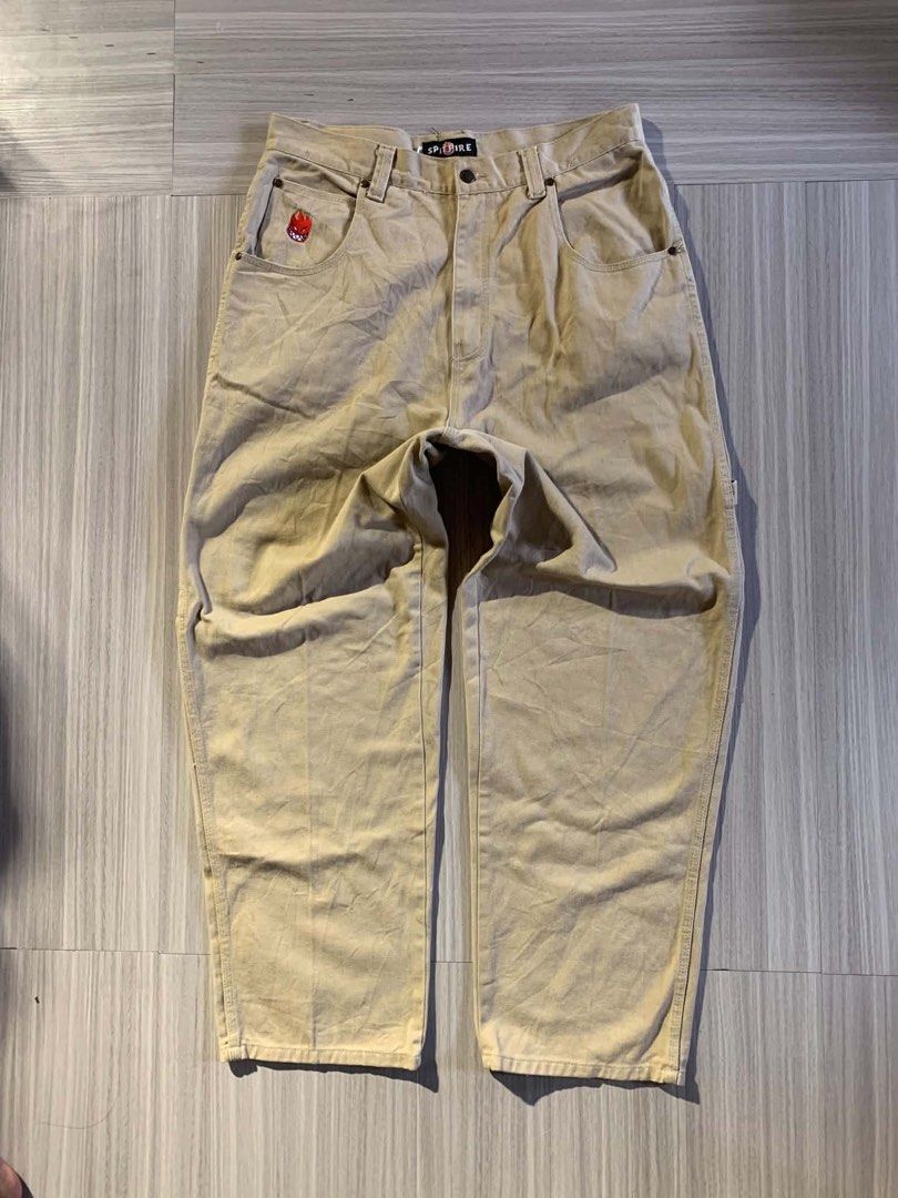 Spitfire Carpenter Pants (Category: Chinos) located in Davao. Submitted by johnspencer17 (Listing ID 1441905673, Image 2). Description: W38xL45.5 Leg Opening 9.5 Excellent Condition Color Date 9.5/10 Issue: Minimal Scratch, Need Wash.