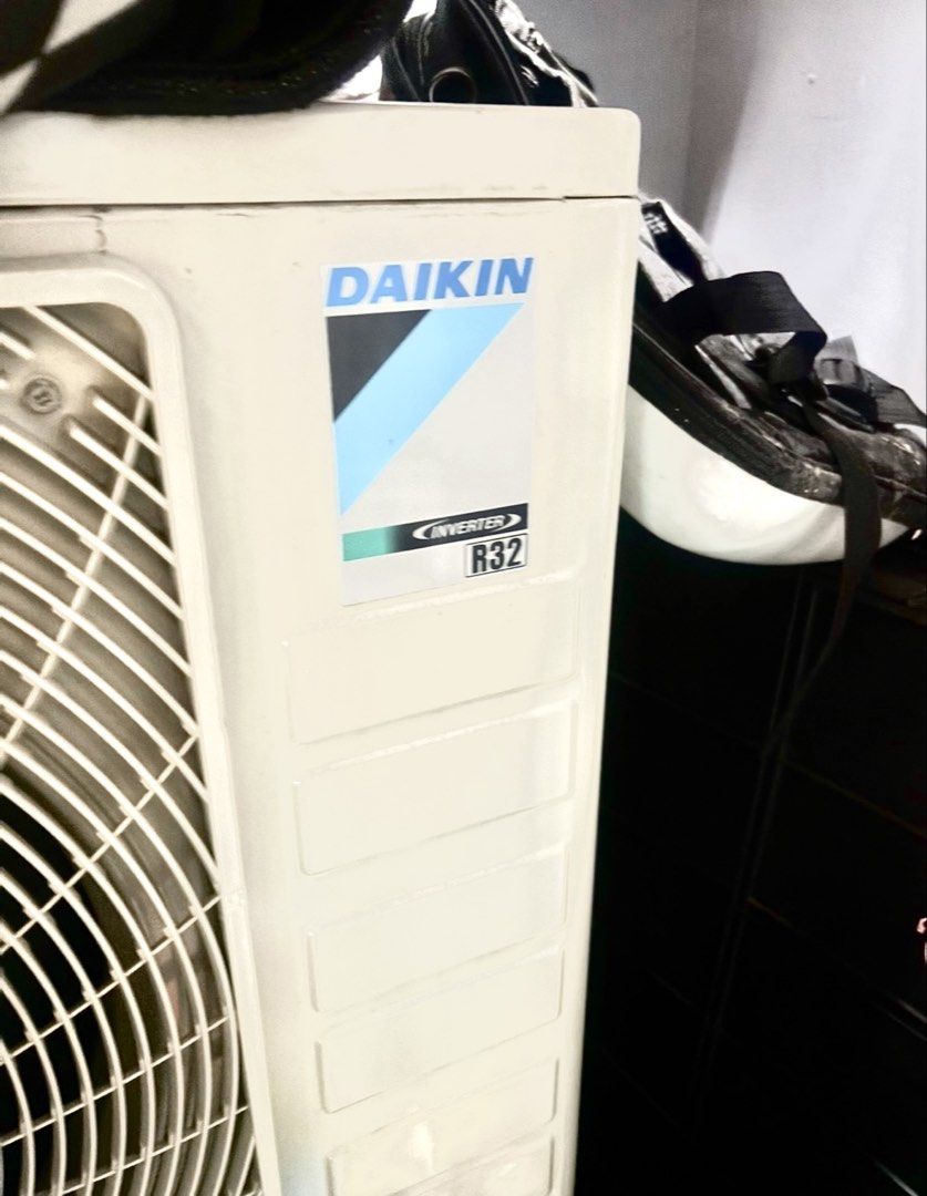 [RUSH] Split aircon - Daikin Queen 1.5hp Full DC inverter (Category: Air Conditioning and Heating) located in Quezon City. Submitted by declutternami (Listing ID 1441967810, Image 2). Description: [RUSH SALE] [ Moving out sale] Daikin Queen model ftkc35ava - Used for only 1 year - recently deep cleaned worth 3000 - full dc inverter split type Free - L square - pvc pipe - Circuit breaker Nakakabit pa sa wall. Direct owner Rfs: Hindi pwede sa condo