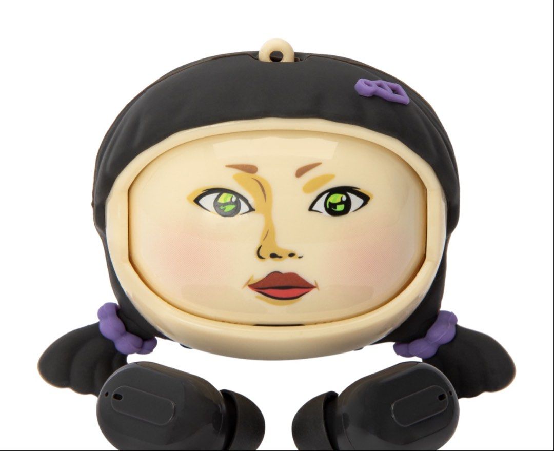 Squid Game young hee doll earpods 🇺🇸 (Category: Earphones) located in Paranaque City. Submitted by arianem031087 (Listing ID 1441927912, Image 2). Description: .
