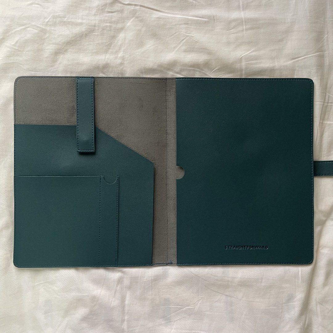 STRAIGHTFORWARD Teal Leather Portfolio Folder with Buckle Closure (Category: Stationery & School Supplies) located in Manila. Submitted by stuffbyaly (Listing ID 1441905202, Image 2). Description: Brand: Straightforward Color: Teal Feel free to message if you have any questions or concerns! Please expect replies within 24 hours. Thank you!.