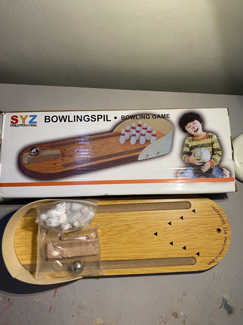 Bowling Game with Pins and Ball (Category: Kids Toys) located in Antipolo. Submitted by collectorsnest.ph (Listing ID 1441904407, Image 2). Description: -Mini bowling set game -payment via gcash -lalamove/grab delivery.
