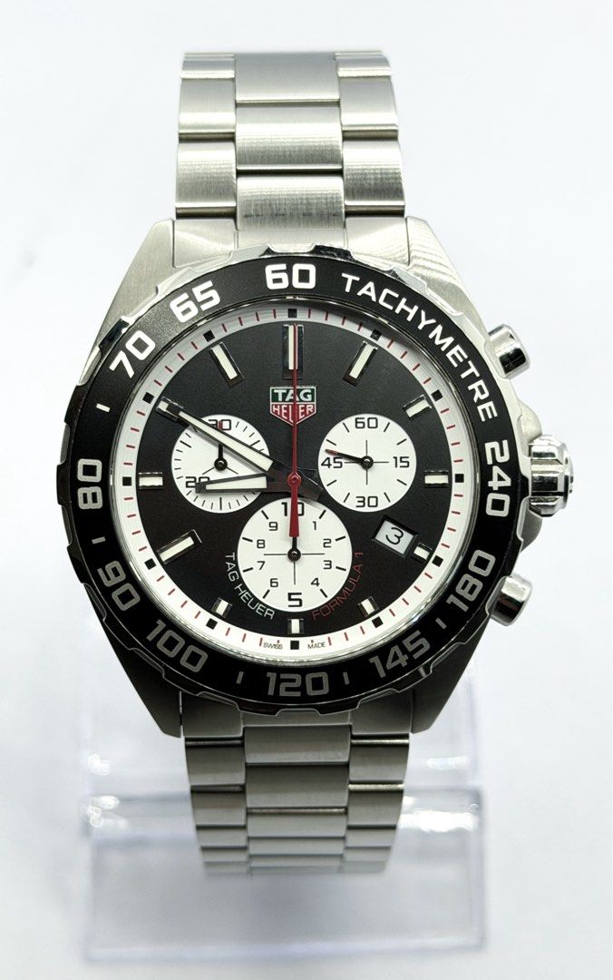 TAG HEUER FORMULA 1 REVERSE PANDA (Category: Luxury Watches) located in Koronadal. Submitted by mykill10 (Listing ID 1441790155, Image 2). Description: TAG HEUER FORMULA 1 CAZ101E REVERSE PANDA (CLASSIC PANDA DIAL) Inclusion: Outer Box , Watch , Extra links and Internation Guarantee card Specification: -Swiss Made -Quartz Movement -Case size: 43mm -Black dial -Sapphire Crystal -Oyster bracelet -Water resistance: 200m -Fixed bezel -Date -100% Guar