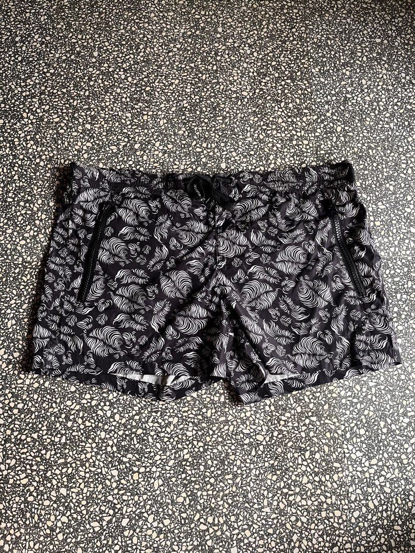 The Kooples beach swim shorts (Category: Shorts) located in Mangatarem. Submitted by juicybabe_ (Listing ID 1441861203, Image 1). Description: .