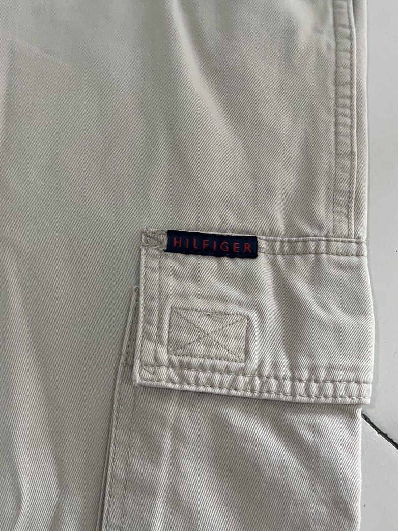 Tommy Jeans Beige Cargo Pants Size 30 (Category: Jeans) located in Quezon City. Submitted by mbaut (Listing ID 1441840550, Image 3). Description: - Beige Tommy Jeans cargo pants - Size 30 waist - Classic cargo style with multiple pockets - Perfect for casual wear - Feel free to ask questions!.