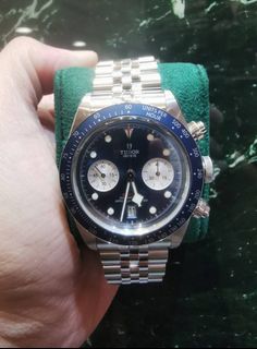 (Category: ) located in . Submitted by hengwatch (Listing ID 1441937615, Image 1). Description: .