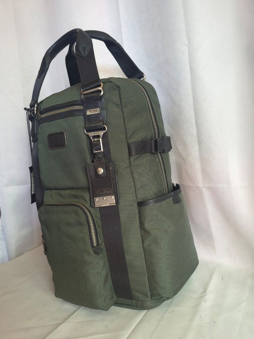 Tumi Alpha Bravo Lejeune Army green (Category: Backpacks) located in Davao. Submitted by bae214214 (Listing ID 1441805115, Image 3). Description: Ptpa Salamat admin Tumi Alpha Bravo Lejeune (army green) 2way Backpack/Tote bag "22380SPH" Dimension Approx: 18.5 x 12 x 8 inches Excellent color and condition Malinis labas at loob No issue ‼️ sobrang ganda pa Price: 12,000 .