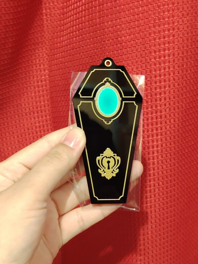 Twisted wonderland : Azul coffin keychain (Category: Character Goods) located in Caloocan City. Submitted by jowanas (Listing ID 1441961915, Image 2). Description: Bnew.