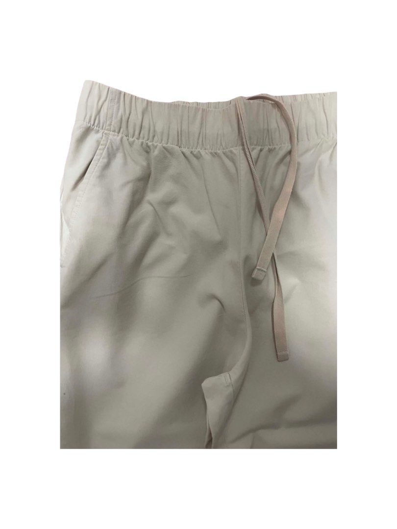 Uniqlo Cream Barrel Pants (Category: Other Bottoms) located in Manila. Submitted by mrlaurent. (Listing ID 1441903144, Image 2). Description: price can be negotiable rfs: decluttering l: 79cm waist: 60 - 66cm no issues, need wash shipping will be shouldered by the buyer.