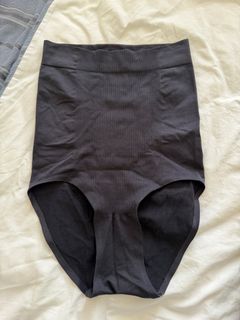 (Category: ) located in . Submitted by ladypeng (Listing ID 1441922802, Image 1). Description: .