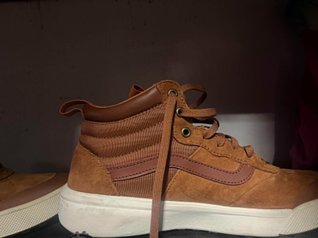 Vans UltraRange Hi (MTE) Glazed Ginger (Category: Sneakers) located in Caloocan City. Submitted by zealmountain.9b30cf (Listing ID 1441858793, Image 1). Description: .
