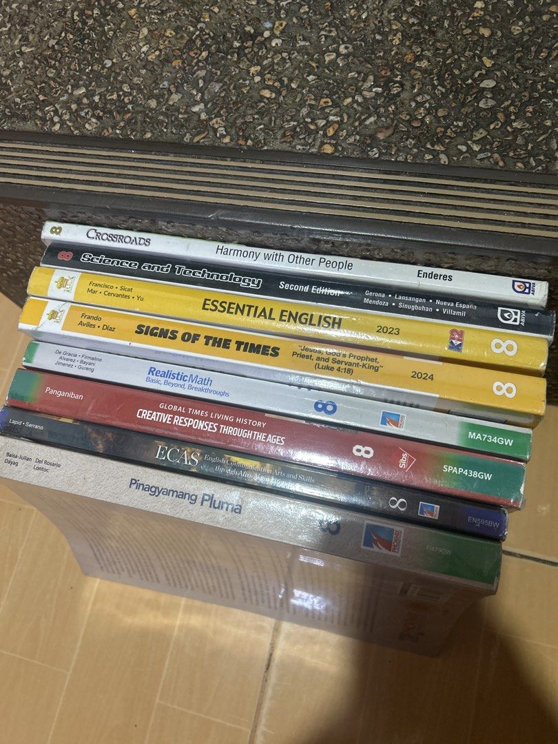 Various Grade 8 Textbooks - English, Math, History, Science (Category: Textbooks) located in Manila. Submitted by rpaulo (Listing ID 1441790637, Image 1). Description: - Grade 8 Textbook Bundle - Includes: Essential English, Realistic Math, Signs of the Times, Global Times Living History, and more. - Mostly recent editions (2023 & 2024) - Ideal for student reference or homeschooling needs. PHP175/each.