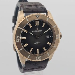 （分類：）位於 。 由 watch.gen 提交（商品編號 1441877359，圖片 1）。簡介： 。