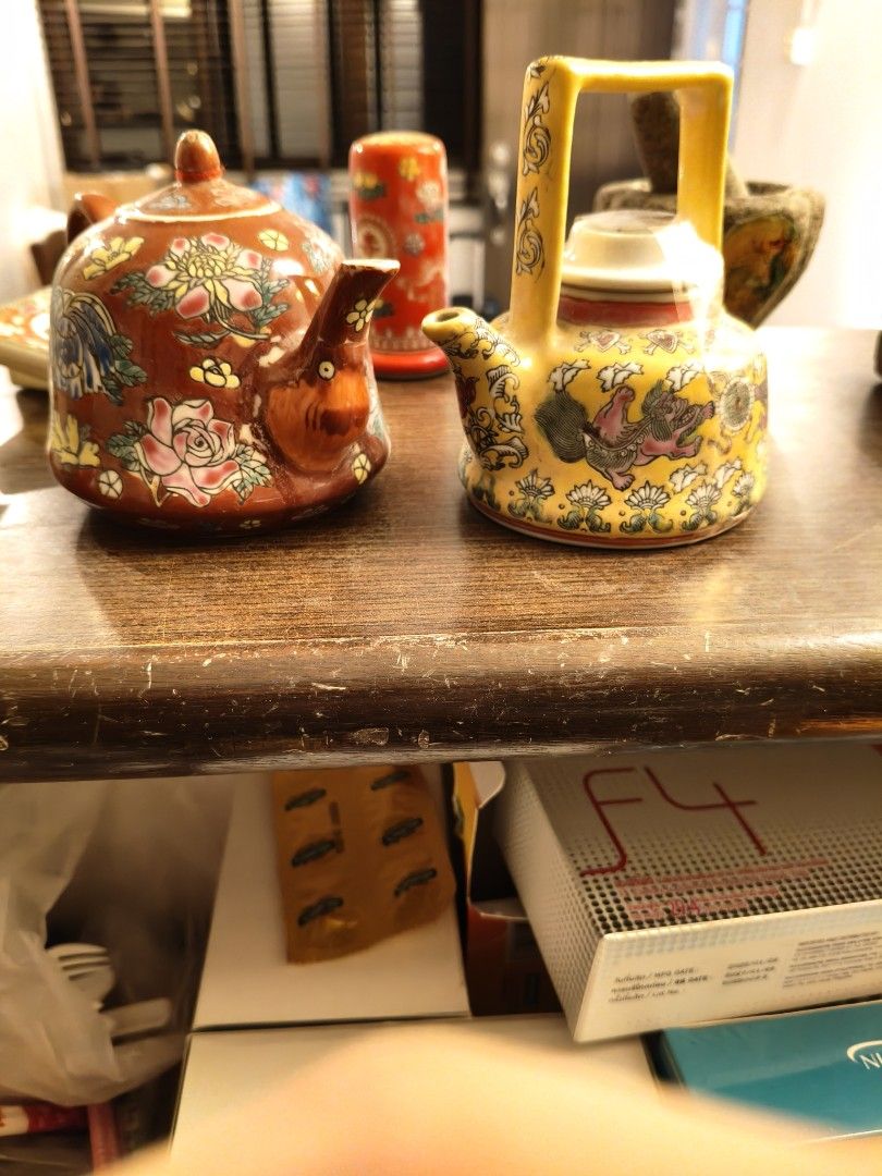 Vintage Ceramic Teapots - Set of 2473215638795069440