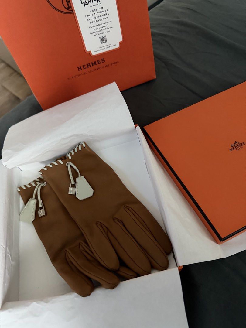 Vintage Hermes Gloves (Category: Luxury Bags & Wallets) located in Dasmarinas. Submitted by joy_declutteringacct (Listing ID 1441828358, Image 2). Description: .
