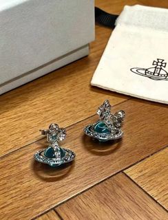 (Category: ) located in . Submitted by sg_vela_professional_seller (Listing ID 1441909348, Image 1). Description: .