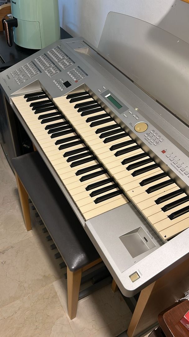 Yamaha ElElectone STAGEA ELS-01 Electronic Keyboard, Hobbies