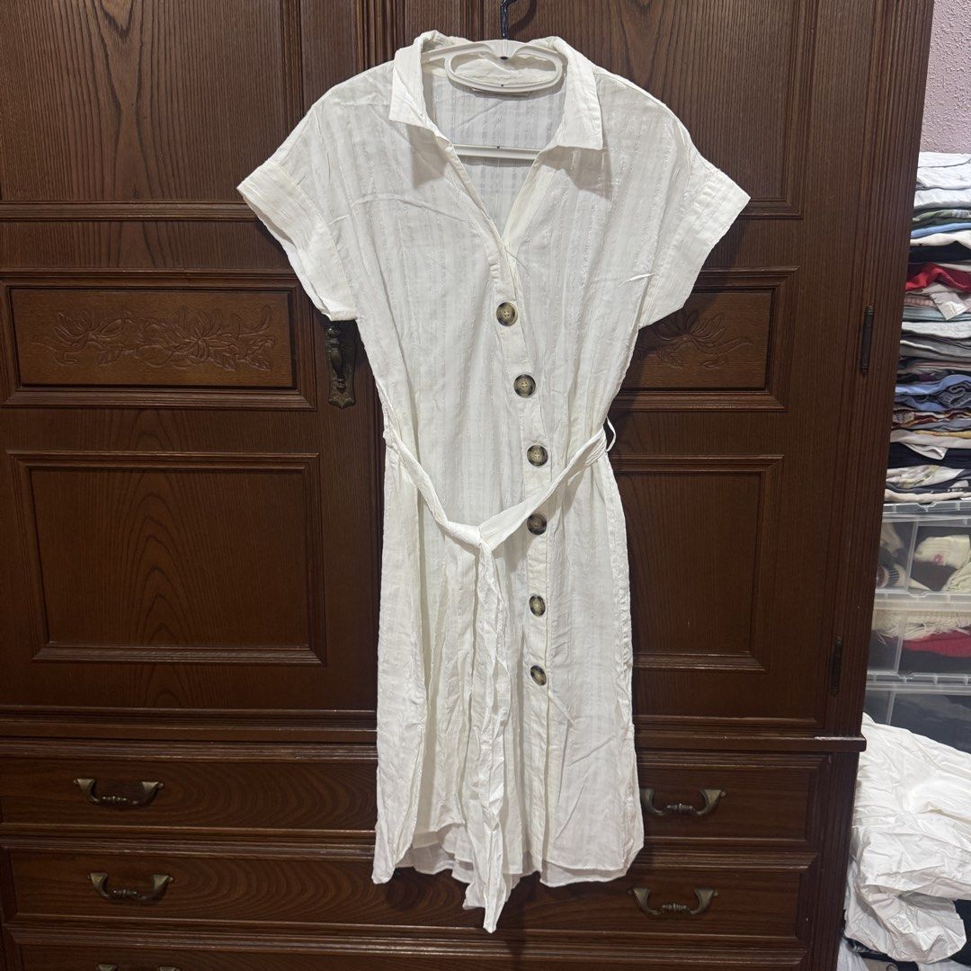 Zara Basic White Striped Button-Up Shirt Dress with Belt (Category: Dresses) located in Quezon City. Submitted by kb0030 (Listing ID 1441912825, Image 2). Description: Fits S-M Semi see through for me. Used once for a beach trip With minor flaws at the back of the dress MOVING OUT SALE! All in excellent condition if with flaws indicated on photos GCASH BDO PICK UP VIA GRAB OR LALAMOVE ITEMS COMING FROM QUEZON CITY.