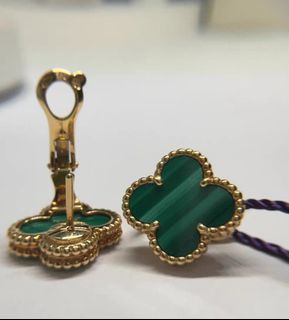 （分類：）位於 。 由 bolo.bvlgari 提交（商品編號 1442008824，圖片 1）。簡介： 。