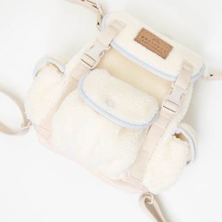 （分類：）位於 。 由 mizunatsuki 提交（商品編號 1441972368，圖片 1）。簡介： 。