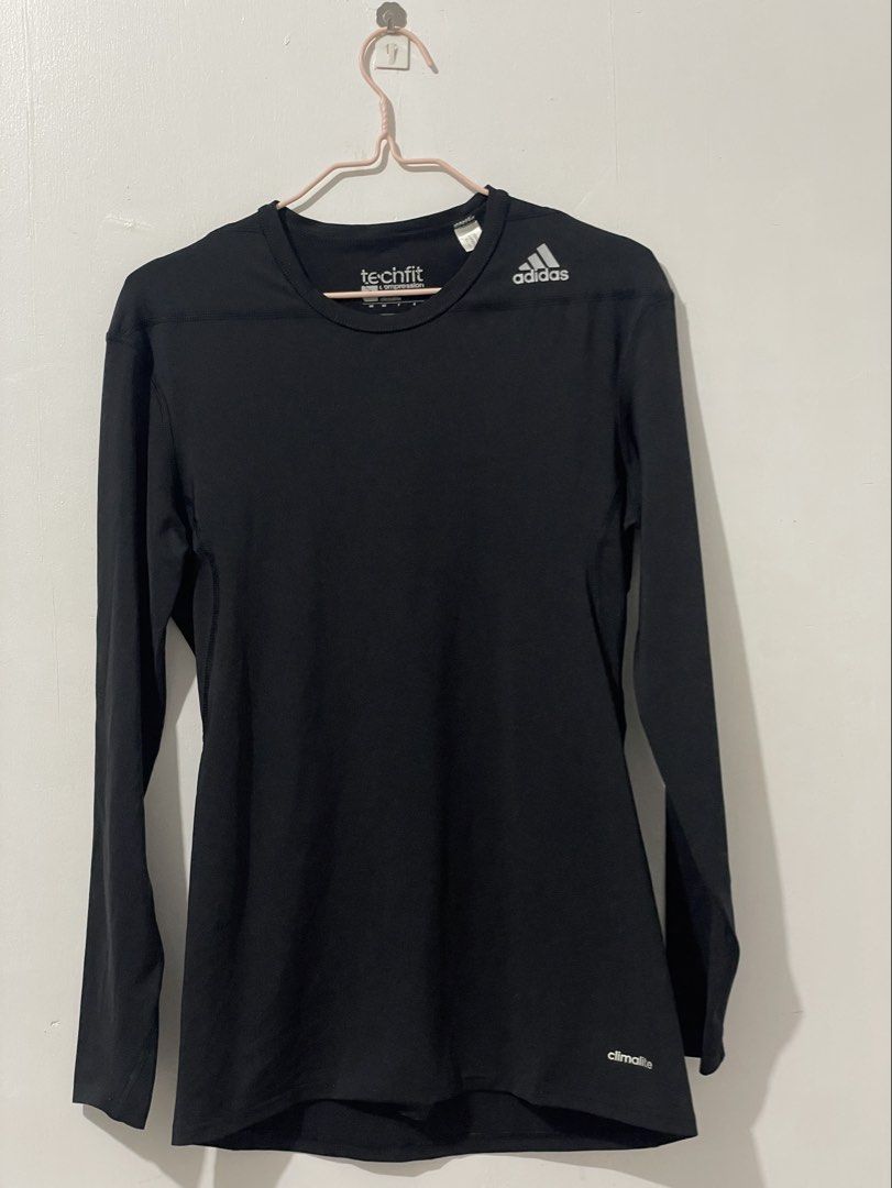 Adidas Techfit Compression Longsleeves Top (Category: Activewear) located in Tuguegarao City. Submitted by ziggerryy (Listing ID 1442070269, Image 1). Description: Unisex Fits M-L for womens Fits S-M for mens W18 L28 Please check last photo for minimal lose stitches. .