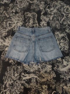 (Category: ) located in . Submitted by jaypeedeistilo (Listing ID 1442027402, Image 1). Description: .