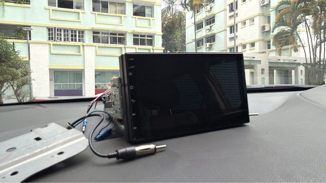 Android Carplay Solid! (Category: Audio Systems) located in Singapore. Submitted by xhh_cox (Listing ID 1441989509, Image 1). Description: Solid Android Carplay Plug n Play All Apps Navigation In.