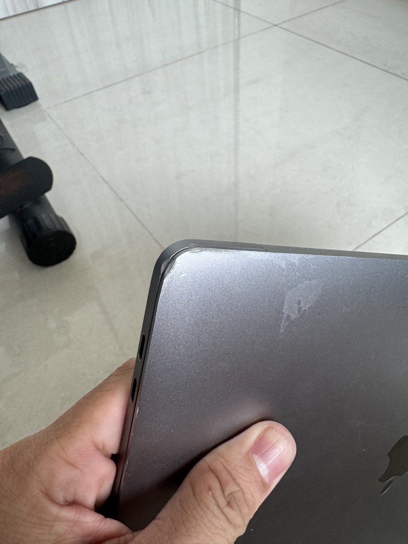 Apple MacBook Pro 13-inch 2020473579027233525766