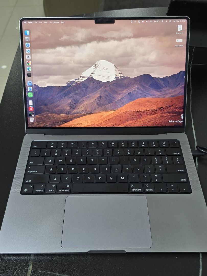 Apple MacBook Pro 14-inch, 2023 M2 Pro473930068238028801