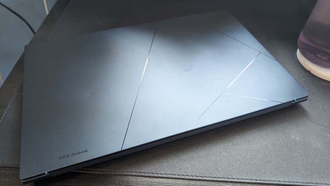 ASUS Zenbook Laptop 15"473815867196723201