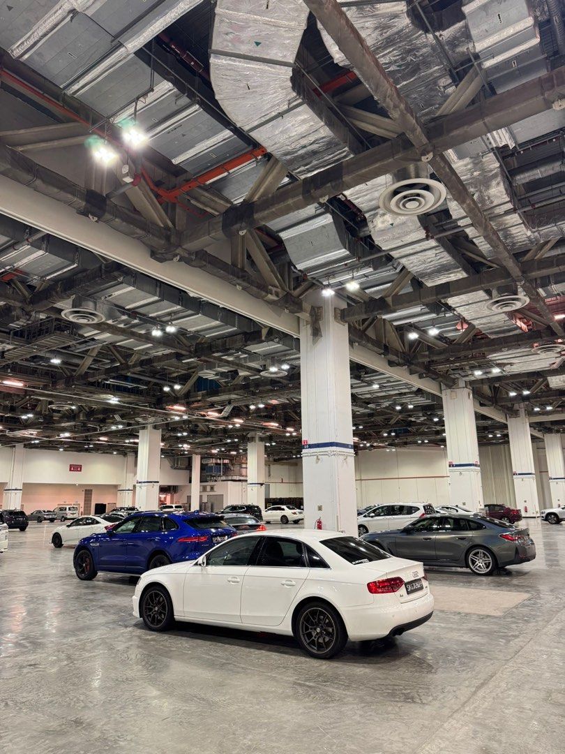 Audi A4 1.8 T (A) (Category: Used Cars) located in Singapore. Submitted by 7teen (Listing ID 1441982175, Image 3). Description: Car is in excellent condition as most issues have been repaired, with receipt to prove. Changed all of the wear and tear and car is good to go until the end. Can meet up first before dealing .