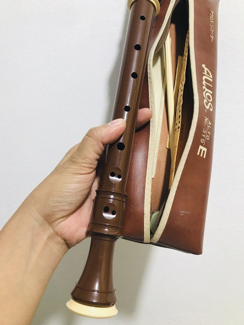AULOS FLUTE SALE (Category: Musical Instruments) located in Gamu. Submitted by 2022bagsbunny (Listing ID 1441990537, Image 2). Description: .