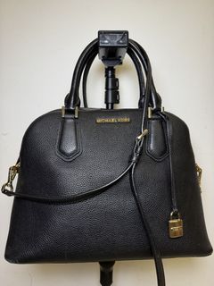 (Category: ) located in . Submitted by mutlithriftstore (Listing ID 1442141824, Image 1). Description: .
