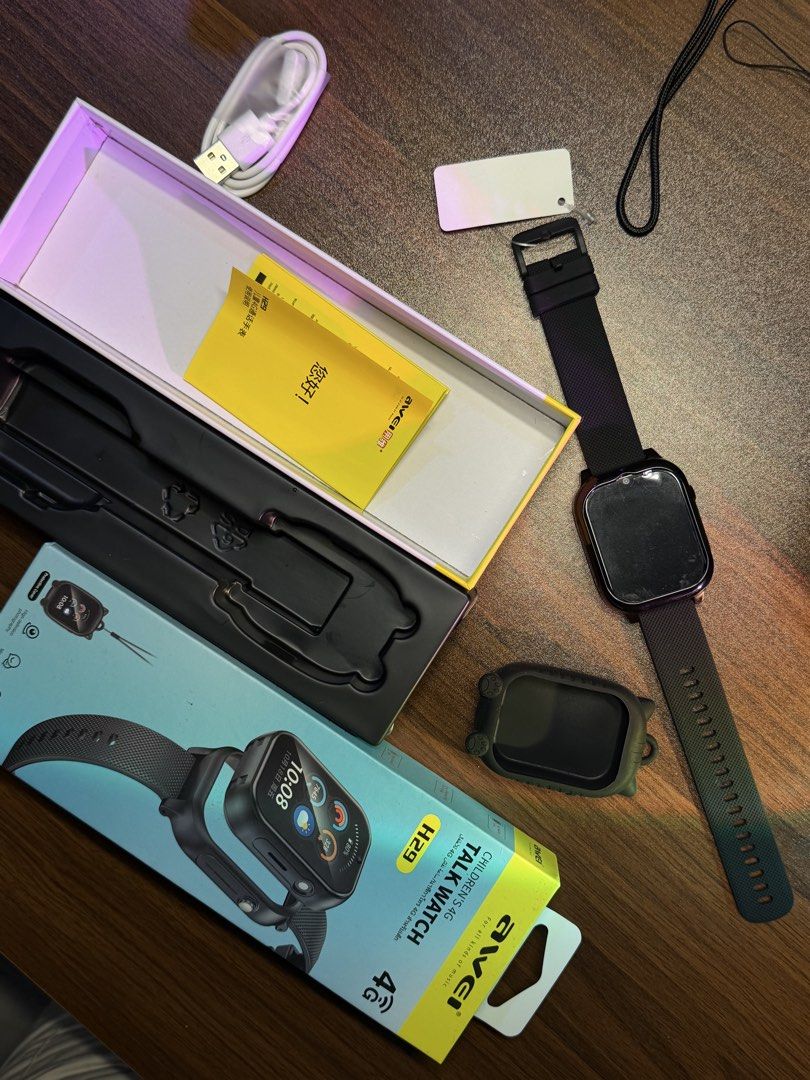 Awei H29 Children's 4G Talk Watch (Category: Men's Watches) located in Bacolod City. Submitted by BWMCAROUSEL (Listing ID 1442098152, Image 3). Description: - Awei H29 4G Kids Smartwatch - Real-time GPS Tracking - Two-way Calling - SOS Emergency Function - Includes Charging Cable - Comes with Protective Case - Perfect for keeping your child safe and connected.