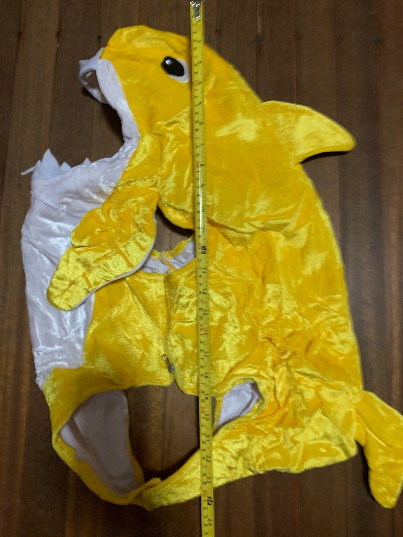 Baby Shark costume (Category: Babies & Kids Fashion) located in Makati City. Submitted by kguiman (Listing ID 1441981923, Image 2). Description: Yellow Baby Shark costume Halloween costume 90-110cm.