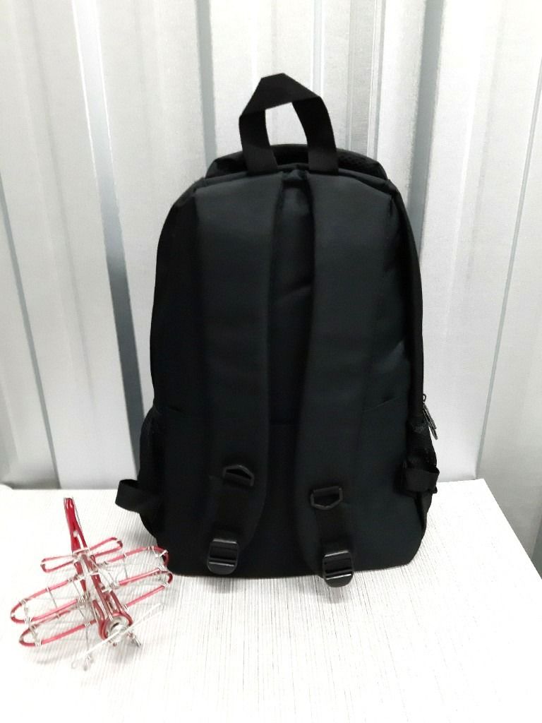 Backpack (Category: Backpacks) located in Singapore. Submitted by home_cell (Listing ID 1442011920, Image 3). Description: Backpack Selfpick at 283 Bedok South Ave 3 .