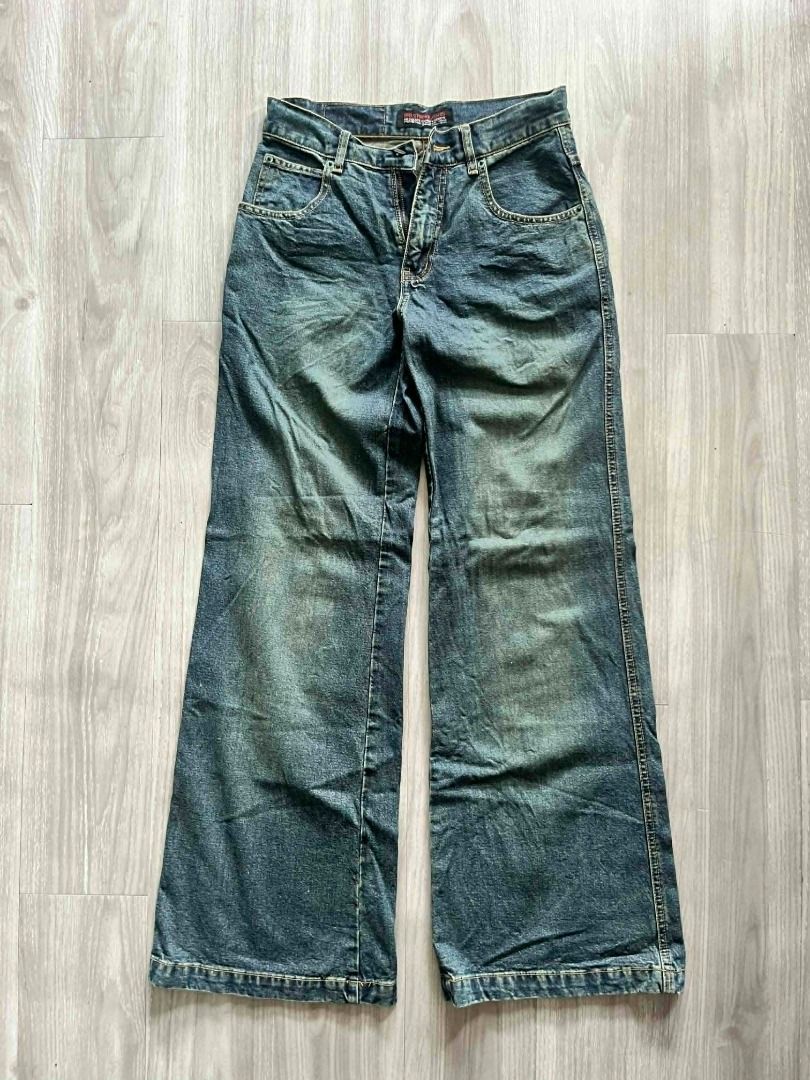 Big Stroke Wide Denim Jeans (Category: Jeans) located in Caloocan City. Submitted by archive404 (Listing ID 1442009690, Image 1). Description: Big Stroke Wide Denim Jeans🔥 • Width: 28 • Thigh: 9.5 • Length: 41 • Hem: 11.5 • Issue: sign of usage • Item are Off/Legit 🏷️ 149 + SF 📸 Photos may vary due to lighting ♻️ Please manage expectations — all items are thrifted/preloved 📍 Camarin, Caloocan City 💸 MOP: GCash / Cash 🚚 Shipping via J&T Expr