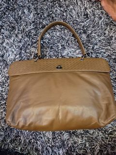 (Category: ) located in . Submitted by store_sale12 (Listing ID 1442098759, Image 1). Description: .
