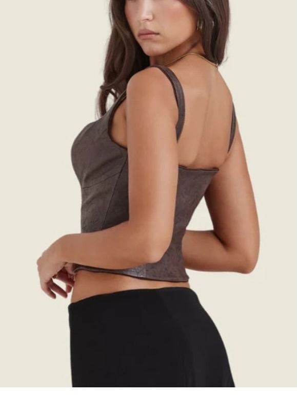 Brown Leather Corset (Category: Sleeveless) located in Pasig City. Submitted by threadhumore (Listing ID 1442120006, Image 3). Description: House of CB Size Available: [on tag] (2) XS B 30” W 24” (4) Small B 32” W 26” (1) Medium B 34” W 28” (1) Large B 40” W 32” Condition: 9/10 minimal flaw.