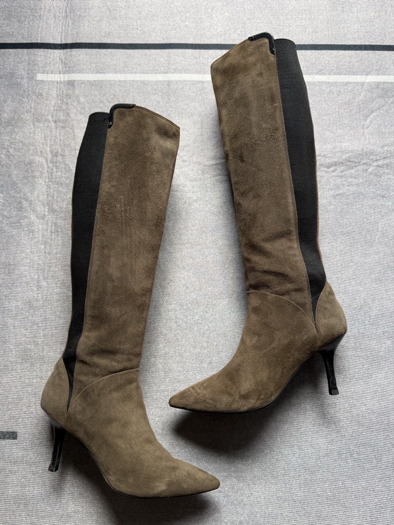 Camel Suede Boots (Category: Heels) located in Baguio. Submitted by puss_n_boots2600 (Listing ID 1442085045, Image 1). Description: Camel Suede Boots In Excellent Condition No Flaws (Needs Cleaning) Eur 37.5.