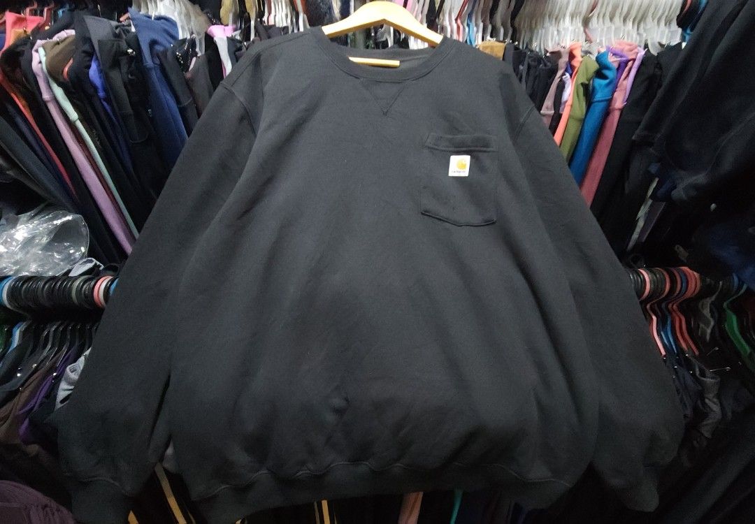 Carhartt original fit sweatshirt crewneck (Category: Coats, Jackets and Outerwear) located in Davao. Submitted by edigromnic99538 (Listing ID 1442092008, Image 3). Description: excellent condition 10/10 color rate at condition malinis walang issue Flawless xL.to xXL. actual 84sf.